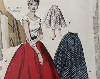 Cartamodello anni '50: gonna a semicerchio - vita 81 cm - Butterick 6167