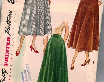 Modello vintage anni '40 – Gonna in due lunghezze – Vita 26"
