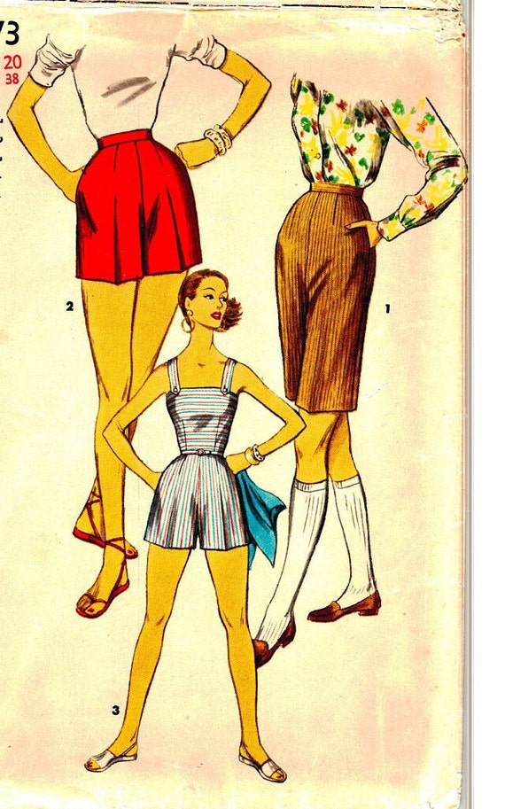 Combishort une pièce vintage des années 50 et short en deux longueurs  Poitrine 96,5 cm (38