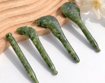 Naturlig grön jade Gua Sha-verktygsset, ansiktsmassagestav och ögonmassagesked, kristallstenmassage för ansikte och kropp, självvårdsgåva