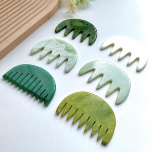 Natural Crystal Combs, Hair Care Massage Tool, Crystal Gua Sha Tool, Pocket Comb,Crystal Beatuty Self Care Tool, Healing,Quartz Comb Gift