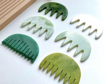 Natural Crystal Combs, Hair Care Massage Tool, Crystal Gua Sha Tool, Pocket Comb,Crystal Beatuty Self Care Tool, Healing,Quartz Comb Gift