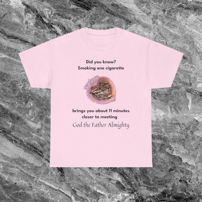 Cigarett-tröja Stötande T-shirt Rolig Meme-tröja Krya-tröja Pinsam T-shirt Olämplig T-shirt Förbannad T-shirt Konstig T-shirt Ironisk T-shirt Light Pink