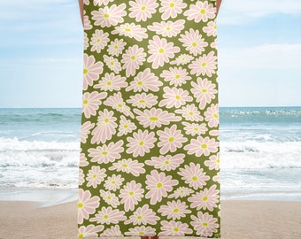 Serviette de plage florale groovy - Imprimé olive et rose | Vacances d'été, Croisière indispensable, Shower nuptiale, EVJF | Doux et absorbant