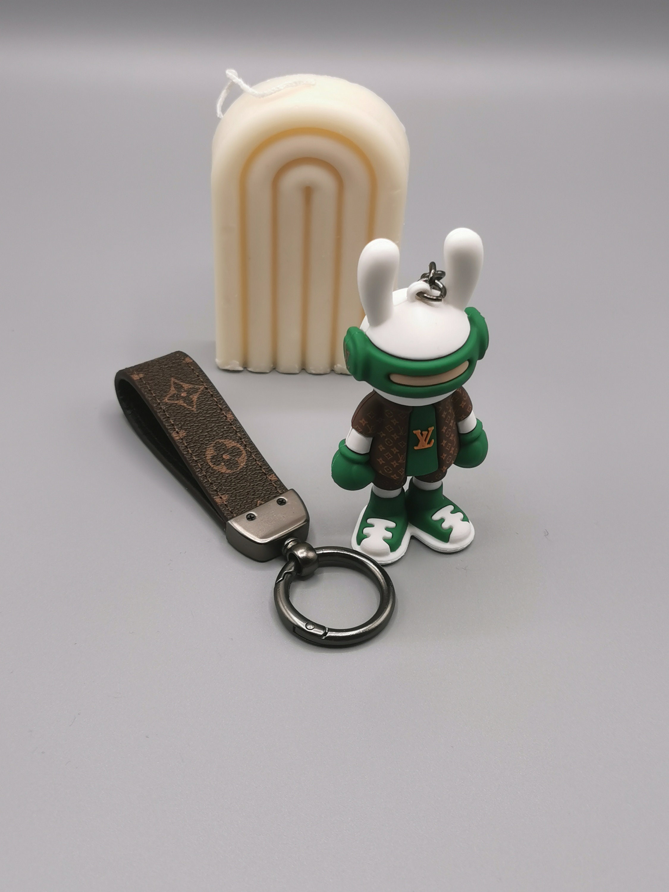 Buy [Used] Louis Vuitton Keychain LV Facet Keyring Charm Keychains
