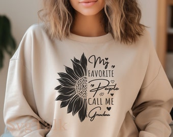 Sunflower Grandma SVG PNG | My Favorite People Grandma Shirt Design | Cricut Silhouette Cut File | Digital Download