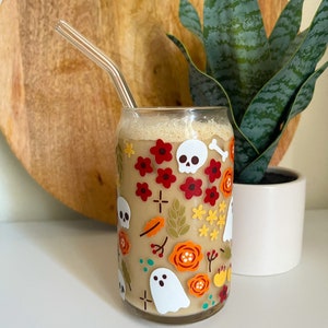 Summerween Iced Coffee Glass Spooky Season Beach Vibe Halloween Glass Can Cup with Lid & Straw Hot Ghoul Summer Glass Cup Summerween Party
