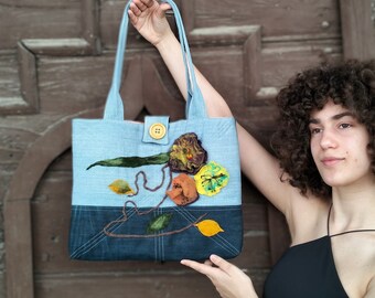 Dames vilten tas, met bloemen, upcycled denim patchwork schoudertas met vilten bloemen, dubbelzijdige blauwe tas