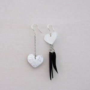 Heart earrings in aluminum and recycled rubber