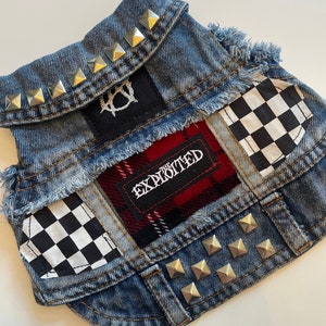 Spiked Denim Puppy Battle Vest: XS patchwork hondenjack