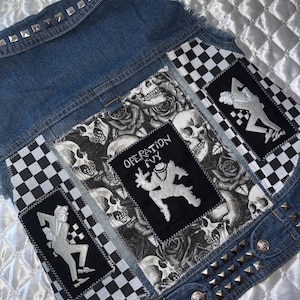 XXXL Punk Rock Hunde-Kampfweste (Neue Größe!) Mit gesticktem Operation Ivy Rückenaufnäher, gestickten zweifarbigen Tänzern und Nieten