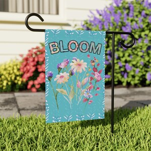 Flower Garden & House Banner, Garden decor, Plant mom gift, Floral yard flag, Floral outdoor decor, New home banner, Garden lover gift