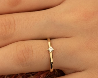 14K Solid Gold Kreis Diamant Ring - Solitär Ring mit zierlichem Cz Stein - 14K Goldschmuck - Hochzeitsschmuck - Geschenk für die Liebe
