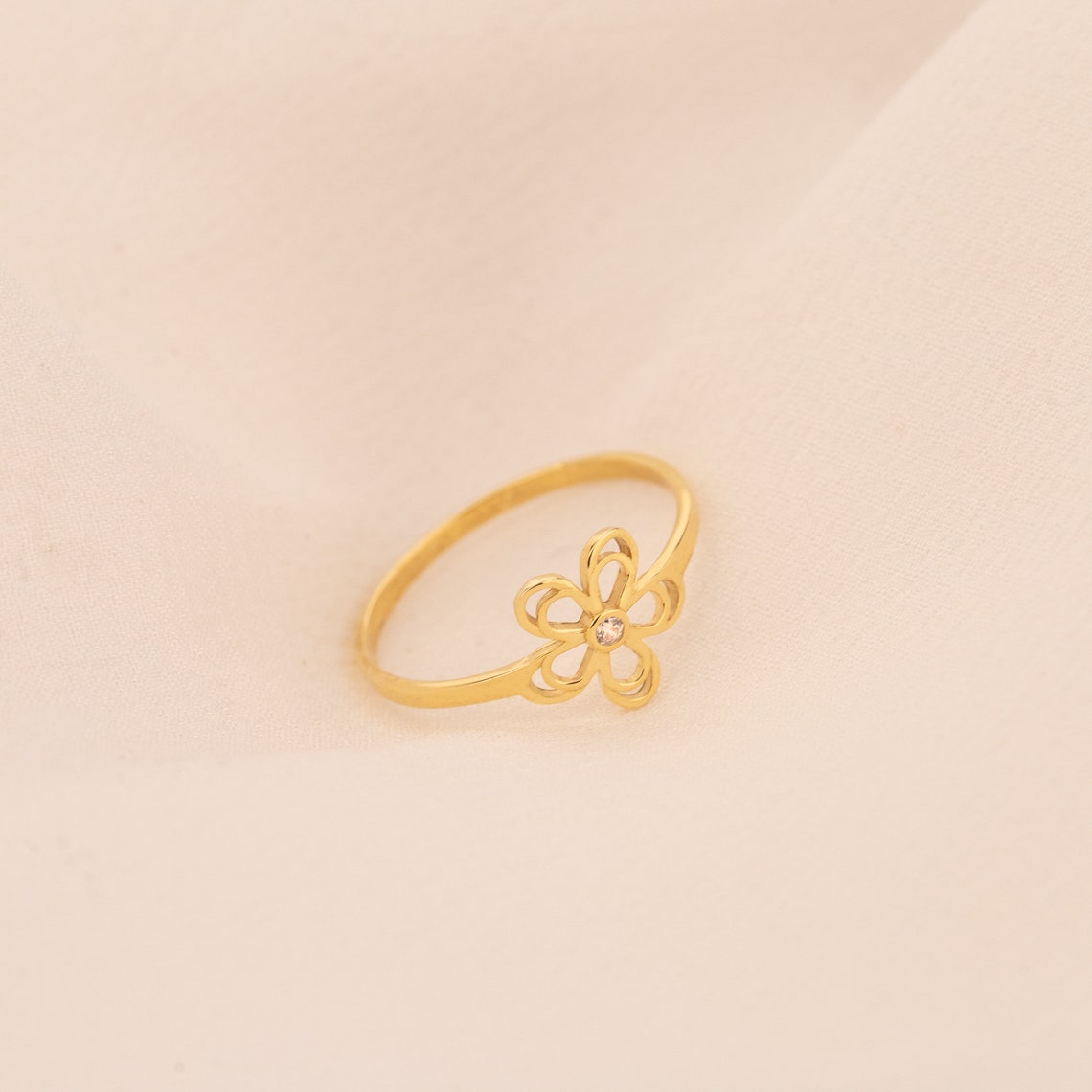 NewZenro Daisy Flower Cute Leaf Sterling Silver Engagement Open Toe Rings Dainty Adjustable Gold Plated Finger Promise Statement Sunflower Ring
