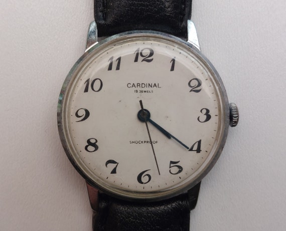 Cardinal vintage men wrist Gem