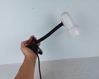 Clamp lamp, vintage clamp lamp, white lamp, office lamp, read lamp, retro clamp lamp, retro, vintage, cool lamp