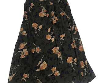 Falda midi plisada de rayón con estampado floral verde oliva de Jaclyn Smith, talla 10P (7560)