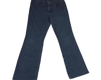 Pantalones vaqueros Baccini para mujer, lavado oscuro, corte bota, con pedrería, bolsillos traseros, color azul, talla 12P