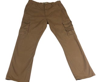 Pantalones cargo resistentes Wrangler Jeans para hombre, color marrón tierra, talla 38x32, pierna recta, ropa de trabajo.