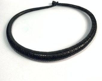 Black Braided Leather Necklace Guongue