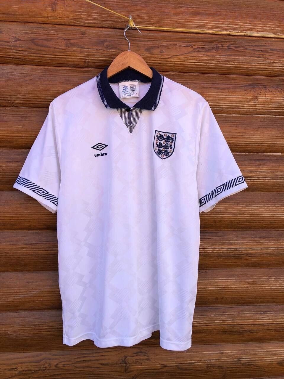 ENGLAND Football Soccer Jersey Umbro Vintage Retro Replikit 1990