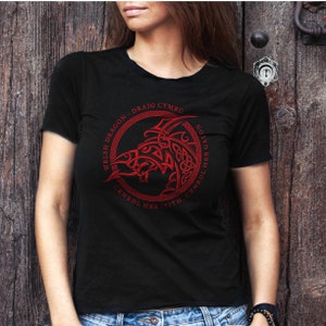 Camiseta de algodón pesado unisex Welsh Cymru Dragon Head de www.thewestshore.co.uk
