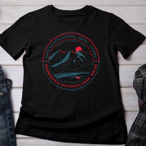 Welsh Cymru Snowdonia Mountains Wales Unisex Heavy Cotton Tee