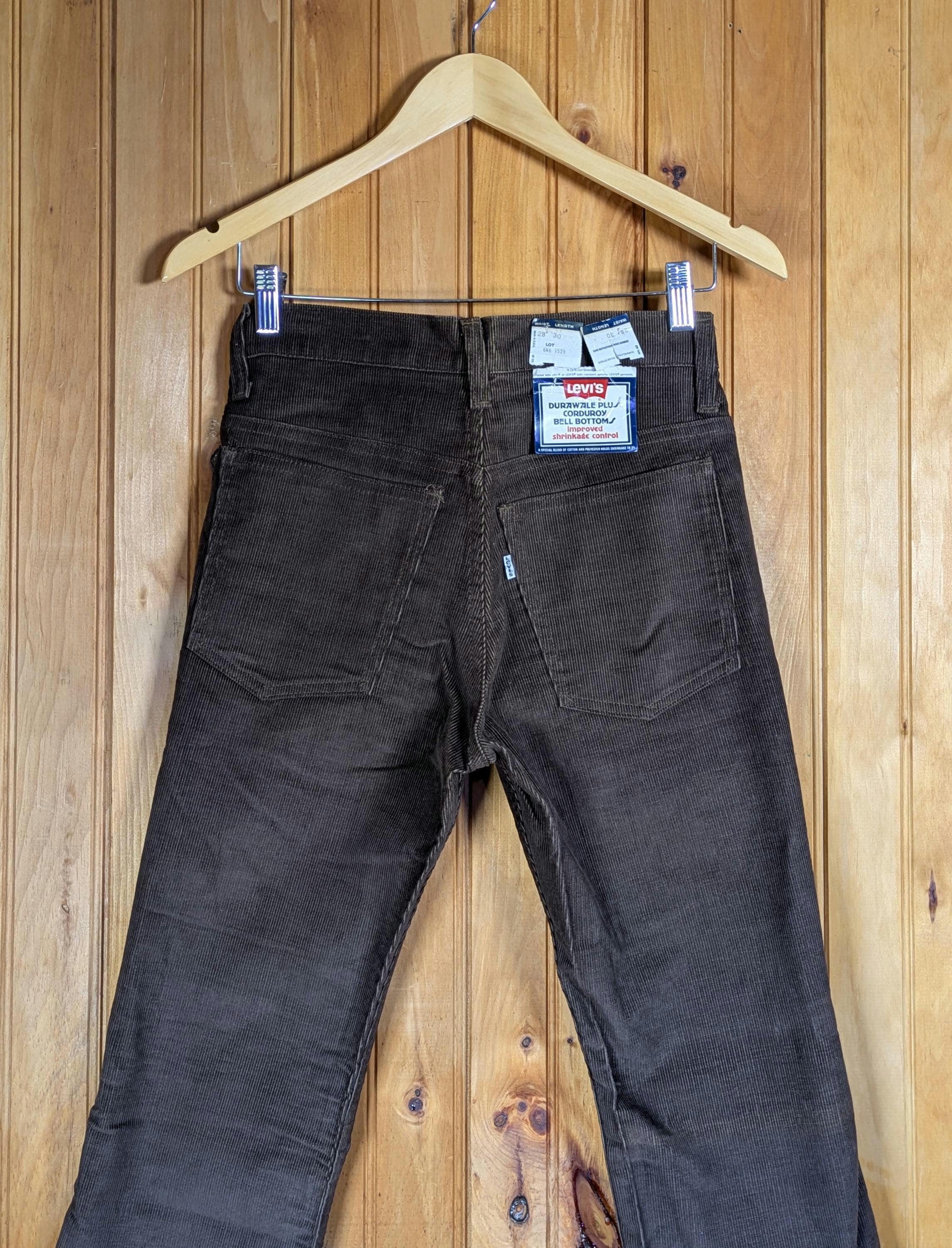 Size 24/25 W Vintage 70's Levi's 646 Coffee Brown Corduroy Pants/  DEADSTOCK/ FLARED/ White Tab/ Slim Fit/ 1970's Tight Corduroy's/ M