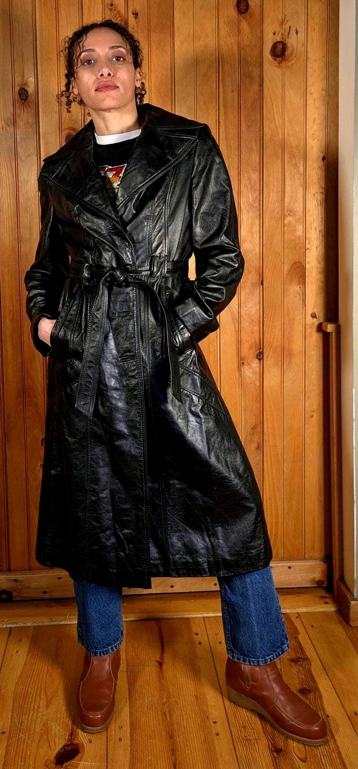 Vintage 70's Black Leather Trenchcoat/ SOFT Belted Leather
