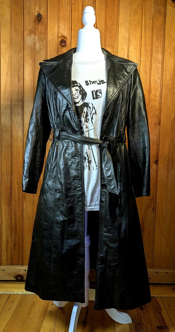 Vintage 70's Black Leather Trenchcoat/ SOFT Belted Leather