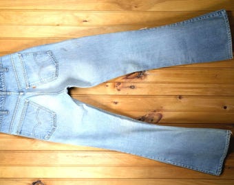 70s Vintage Levi's 646 FLARED/ Size 25/26 DISTRESSED Light Wash+PAINT Marks/ Orange Tab: Actual 27x30.25"