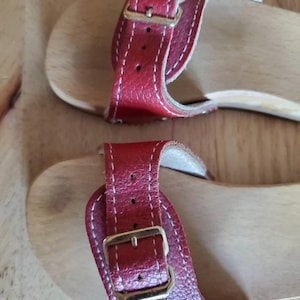 Extremely RARE Size 24 months Vintage 70&#39;s Dr.Scholl&#39;s Toddler Wooden Sandals TOE GRIPS Made In West Germany/ Ruby red/ 1970&#39;s Scholl&#39;s