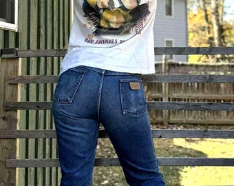 Size 30 Vintage 70s 80s Wrangler Jeans/ BEST FADE Slim Fit/ 1980's Wrangler/ Wallet Fade/ Single Stitch Inseam and front pockets/ 32x32.5