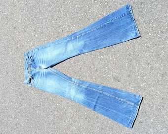 SUPER RARE 70er Levi's 602 Bell-Bottom Jeans- Hip Hugger, Super Slim Fit, AKTUELL 66,5x34cm