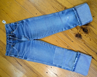 Size 22x25 Vintage 70s KIDS Wrangler Jeans/ Best FADE+ PATCHED/ 1970s Distressed Wrangler / Boys and Girls Vintage Jeans 10-12