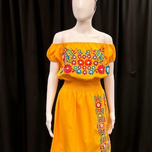 guatemalan traditional dress Authentic Maya Textiles: Handmade Fashion by Artisan Woman  Trama Textiles Traditional Guatemalan handmade dress photography