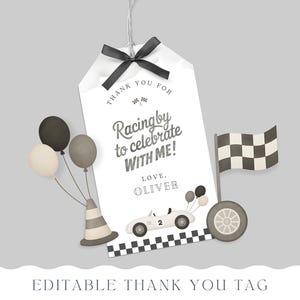 Etykieta na prezent z motywem wyścigów, naklejka na przyjęcie Little Racer, etykieta z podziękowaniami w kratkę w stylu retro, Fast One Birthday, szablon do edycji Canva 026