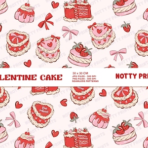 Può includere: Un motivo ripetuto di torte di San Valentino, cuori, fragole e fiocchi rosa e rossi. Il design include il testo "VALENTINE CAKE" e "NOTTY PRINTS". La dimensione è di 30 x 30 cm.