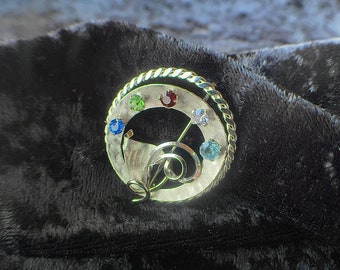 Broche vintage en argent sterling 925 avec plusieurs pierres précieuses, pierres de naissance, style moderniste, topaze bleue, tourmaline rose, grenat, péridot, saphir bleu