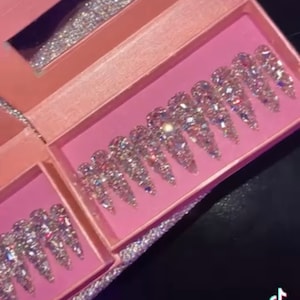 Glam Addicted Press On Nail Set