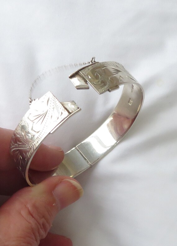 Solid Sterling Silver hinged bangle - full floral… - image 8