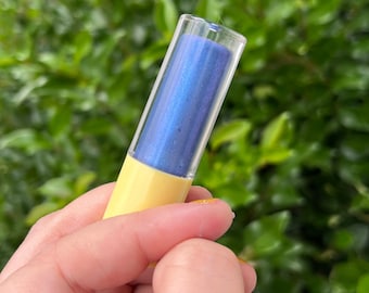 Vaccinium virgatum (rabbiteye blueberry) lip gloss