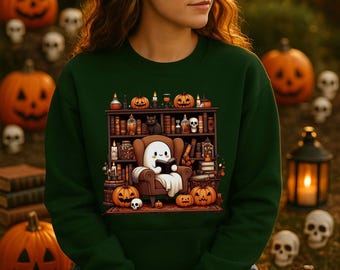 Sudadera acogedora con fantasmas leyendo: suéter para amantes de los libros de Halloween