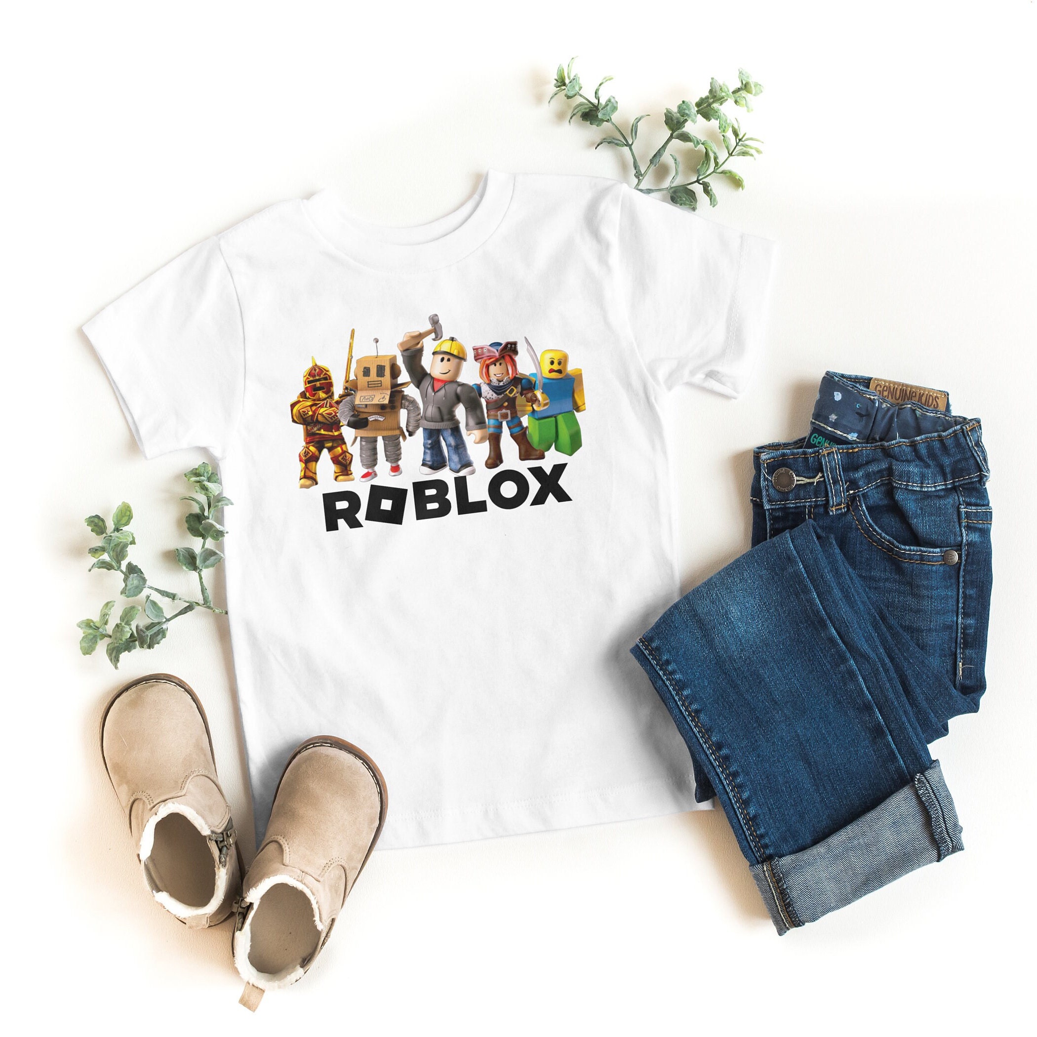 Roblox Gamer Design Shirts, Roblox Shirts, Roblox, Roblox Gift, Birthday  Gift Shirts, Roblox Tee, Roblox Kids Online Gamers Football Cartoon Unisex  Boys Girls Unisex T-shirt (White, 5-6 years) : Buy Online at