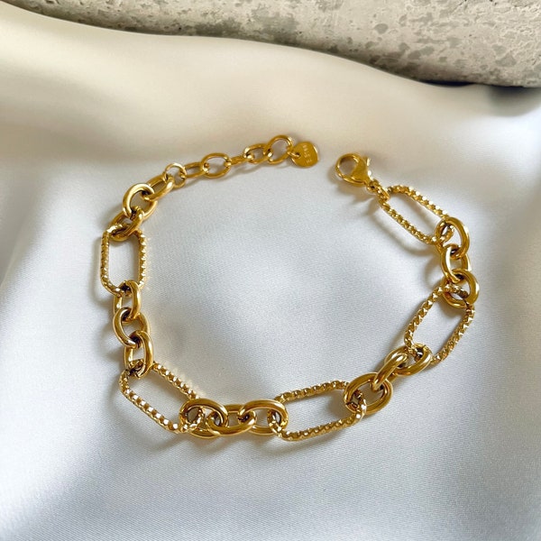 Link chain bracelet 18K Gold plated Stainless Steel adjustable length, none tarnish, waterproof trendy minimalist boho unique gift for her