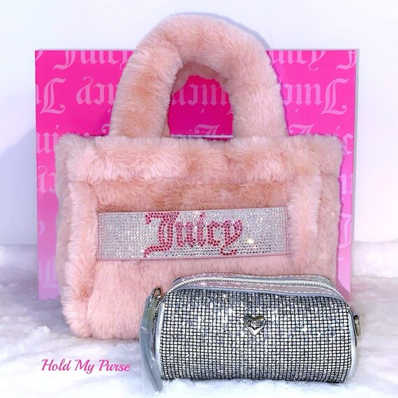 Amazon.com: Juicy Couture Women's Toiletries Kit Set - Mixed Trio Travel  Makeup and Cosmetics Large Bag, Clutch, Coin Purse, Size One Size, Pink,  Hot Pink, and White : Beauty & Personal Care