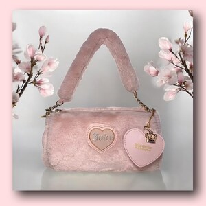 ヴィンテージ Juicy Couture カンガルーポケット smallJuicy ヴィンテージ Juicy Couture カンガルーポケット smallJuicy