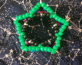 Scenecore neon Spike Star Kandi Armreif