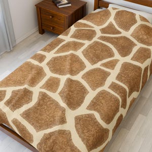 Cozy Giraffe Patch Plush Blanket | Warm, Subtle, and Stylish