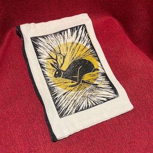 Jackalope Block Print Canvas Pocket: Pennväska med mytisk varelse